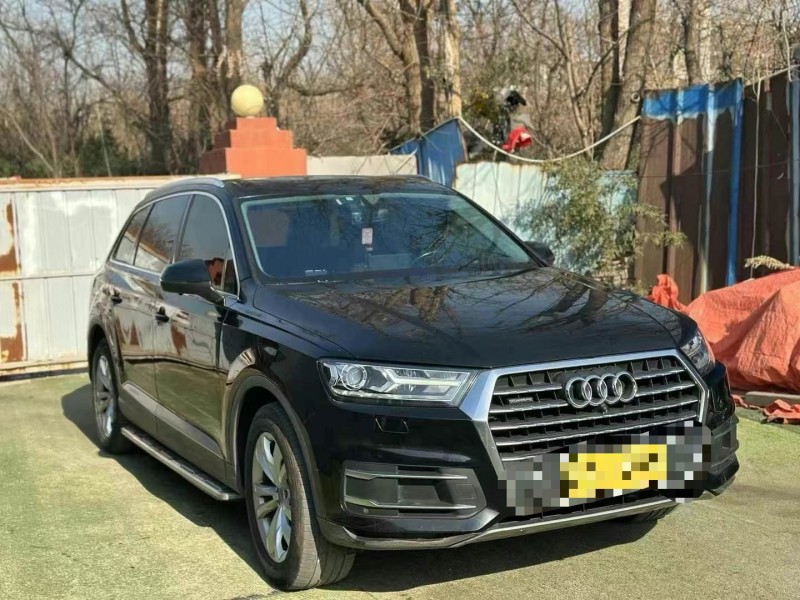 青岛18年奥迪Q73