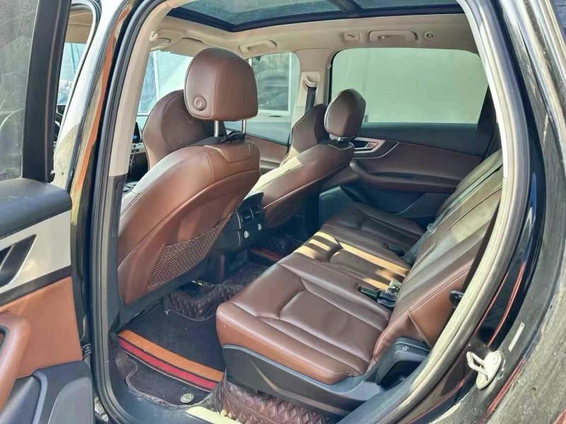 青岛18年奥迪Q74