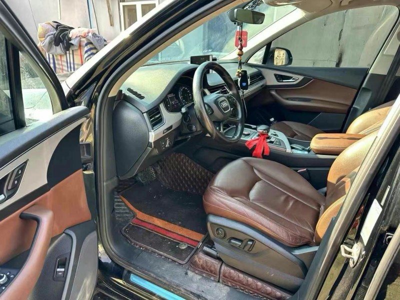 青岛18年奥迪Q76