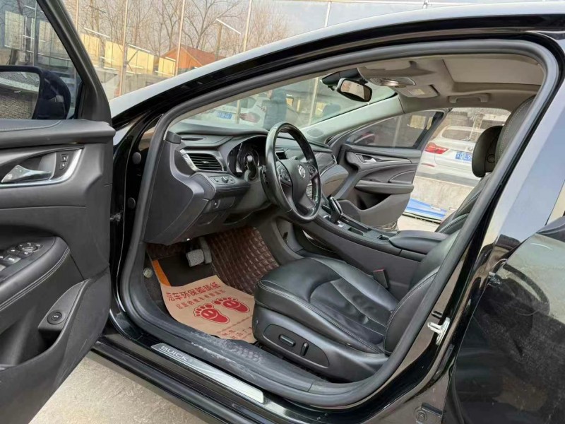 徐州19年别克君越4