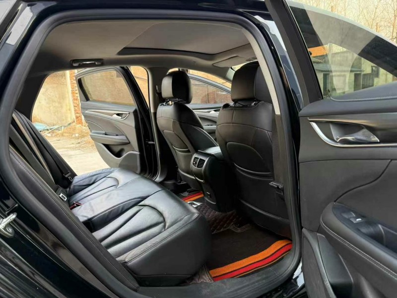 徐州19年别克君越7