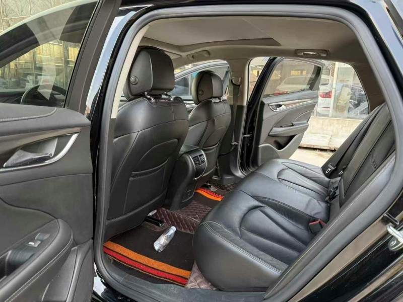 徐州19年别克君越8