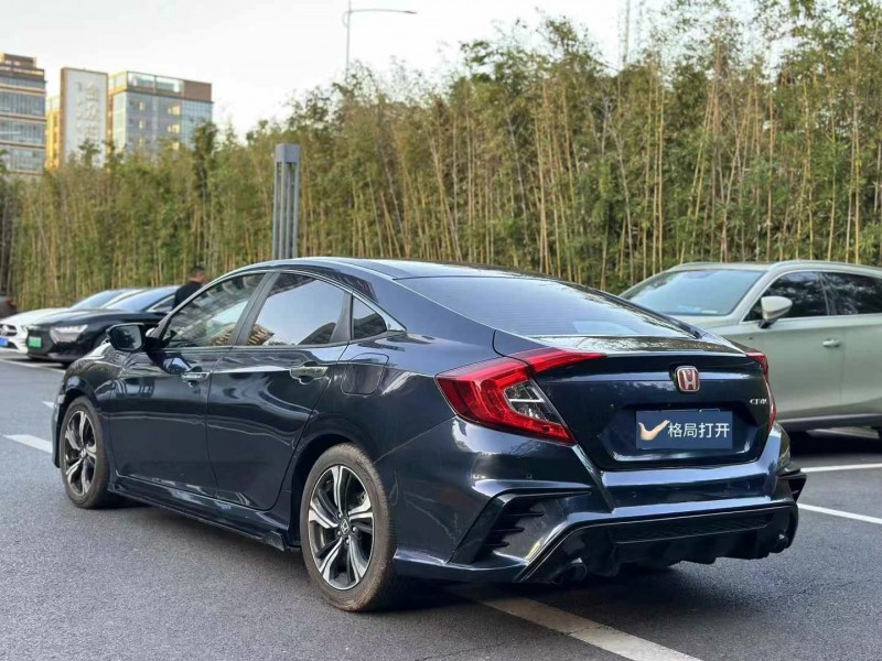 东莞19年本田思域8