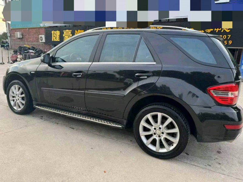 盐城11年奔驰ML2