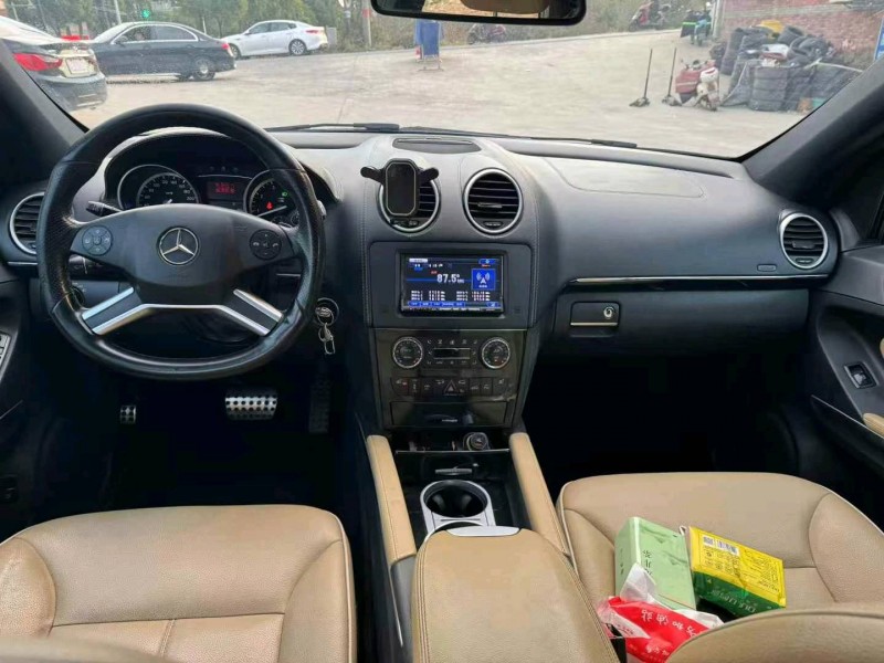 盐城11年奔驰ML5