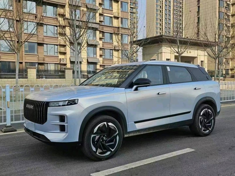 保定25年奇瑞探索3