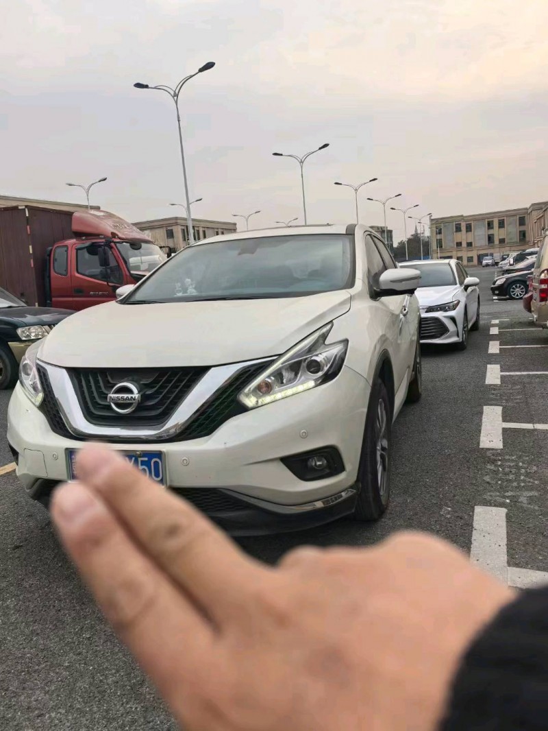 邵阳22年日产楼兰1