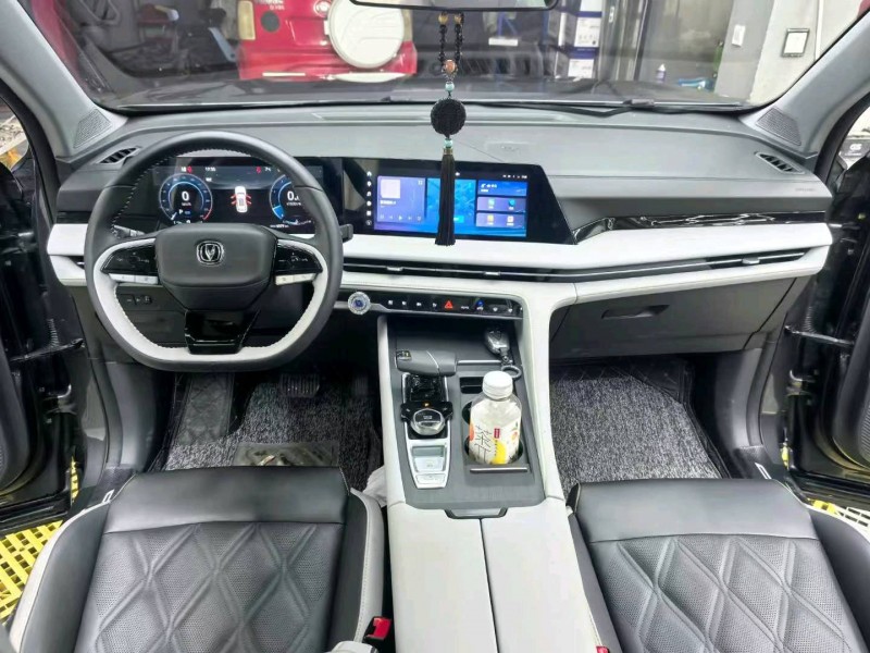 保定23年长安汽车CS756