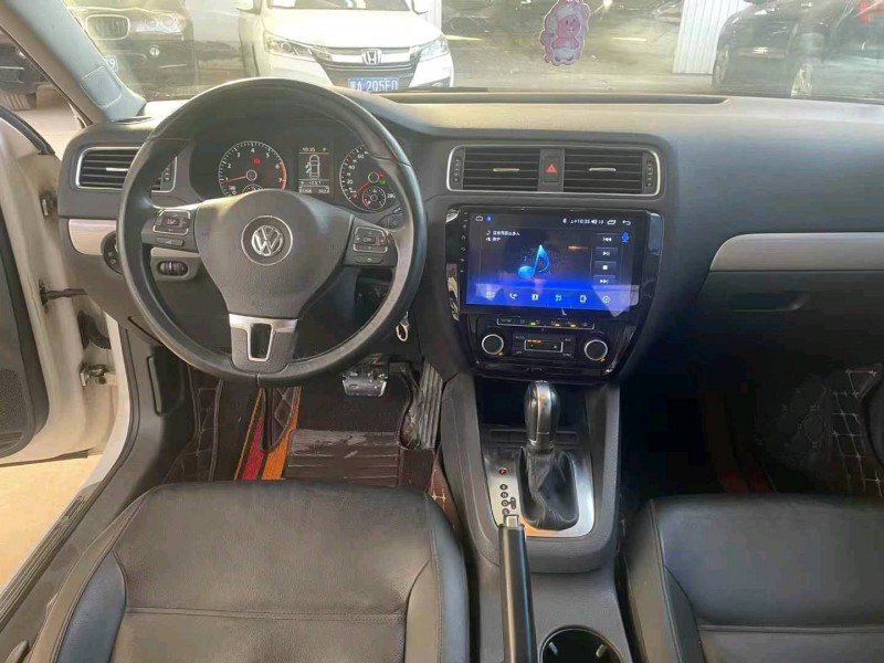 保定14年大众速腾3