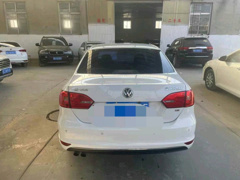 保定14年大众速腾7