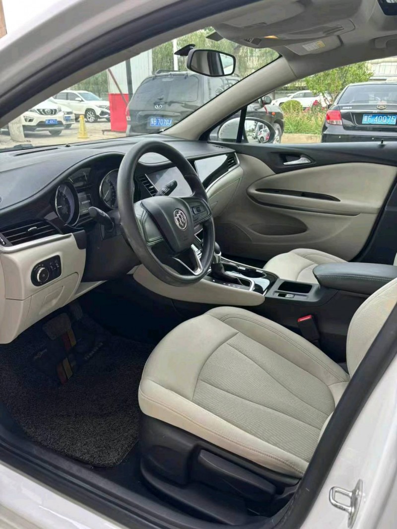 保定20年别克威朗6