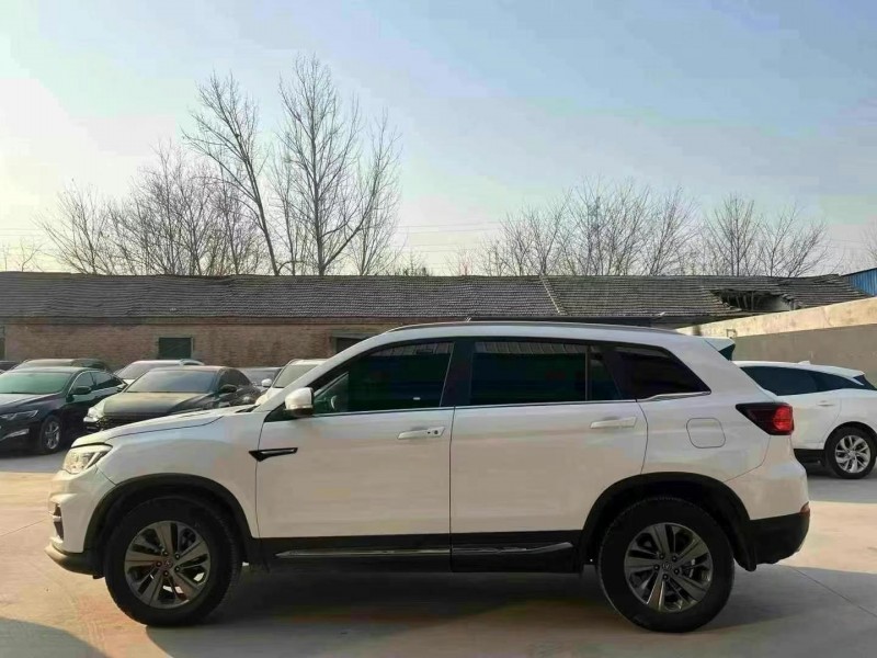 菏泽20年长安汽车CS757