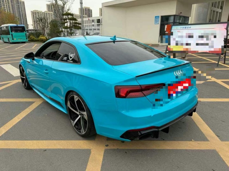 济宁19年奥迪A57