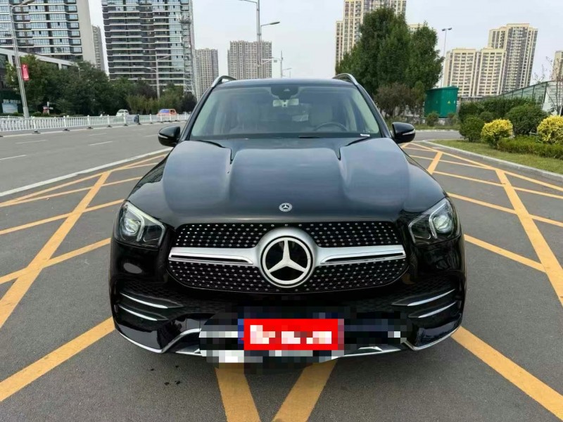 济宁19年奔驰威霆1