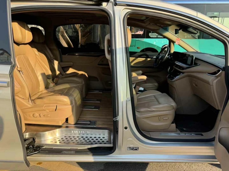 济宁20年别克GL84