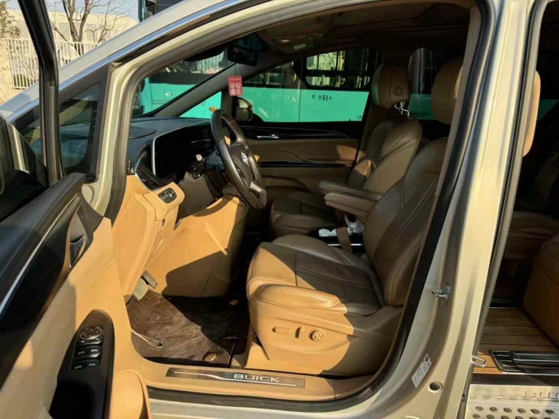 济宁20年别克GL86