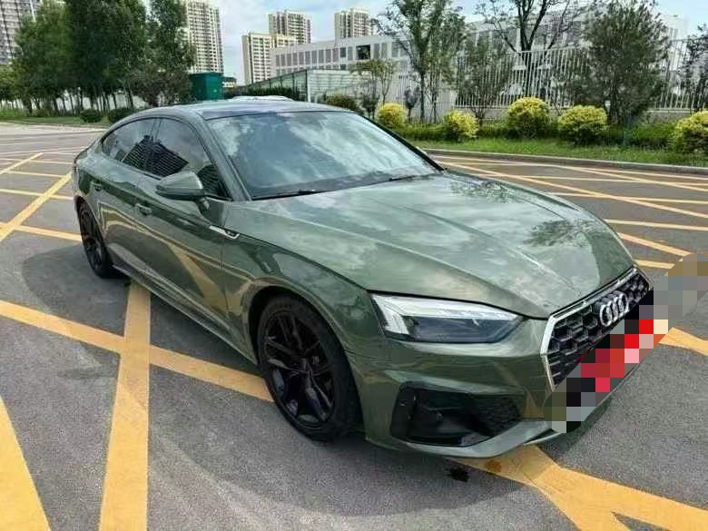 济宁21年奥迪A52