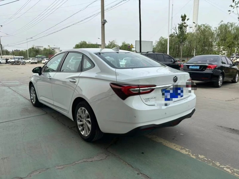 保定20年别克威朗5