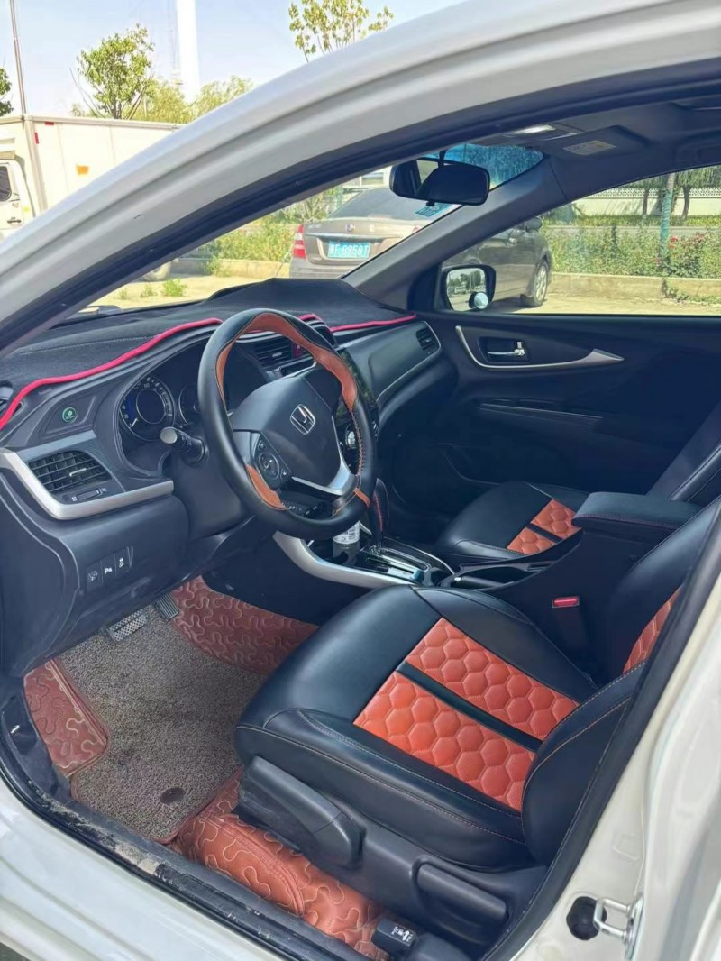 保定17年本田凌派4