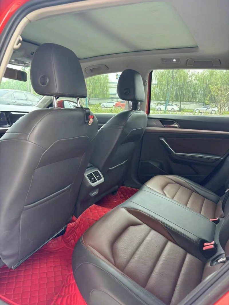 保定18年大众朗逸7