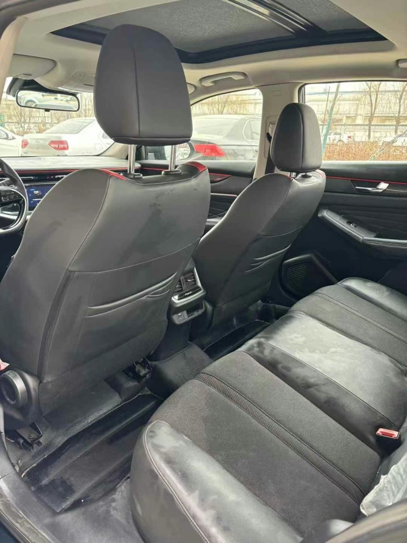 保定22年东风奕炫7