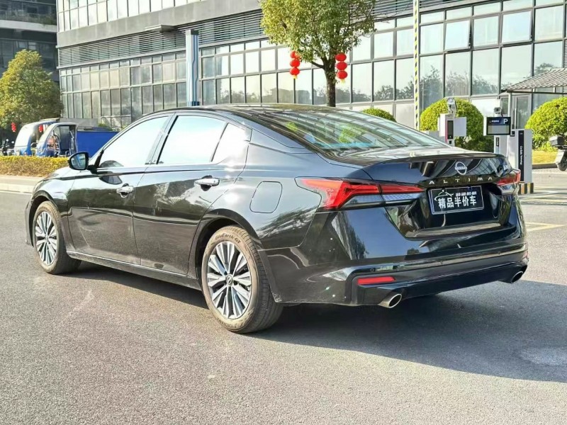 东莞24年日产天籁8
