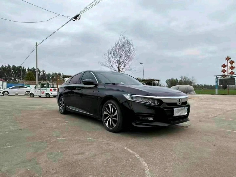 徐州18年本田雅阁3