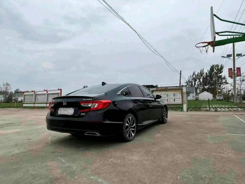 徐州18年本田雅阁4