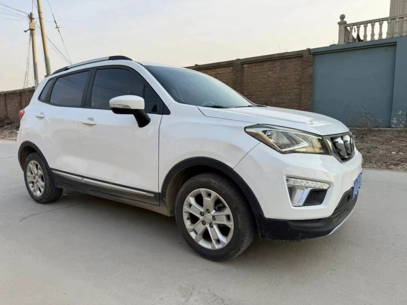 保定17年长安汽车CS152