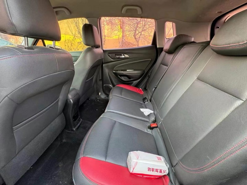 保定17年长安汽车CS156