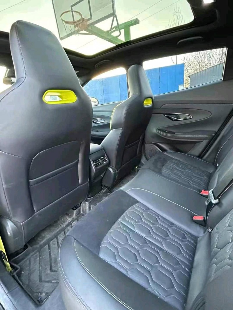 徐州22年长安汽车UNI8