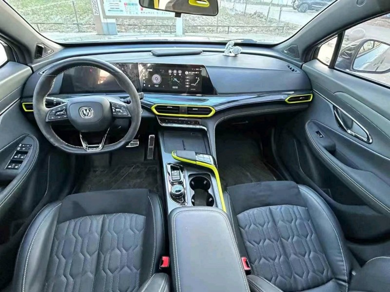 徐州22年长安汽车UNI9