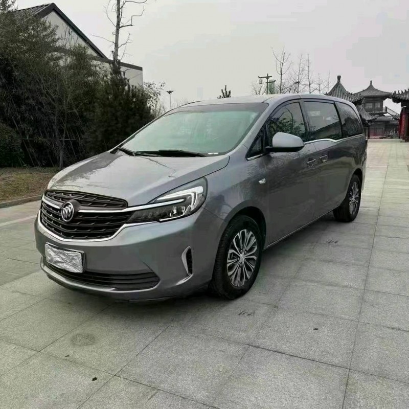 济宁21年别克GL82