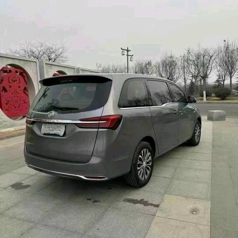 济宁21年别克GL86