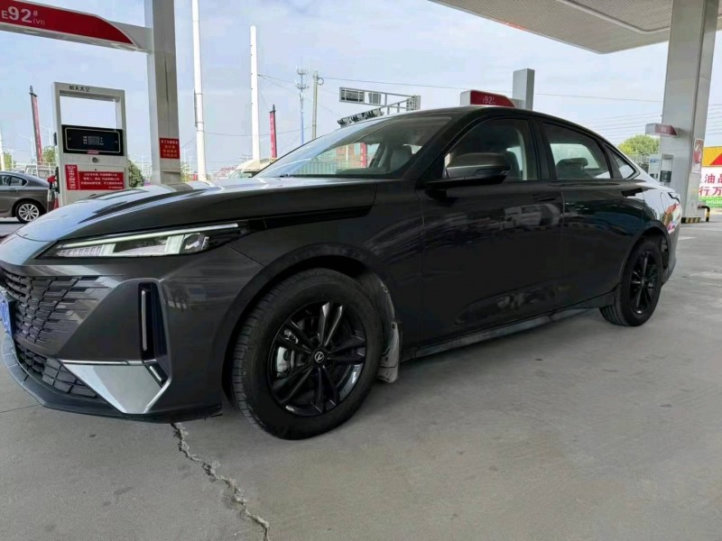 保定23年长安汽车逸达3