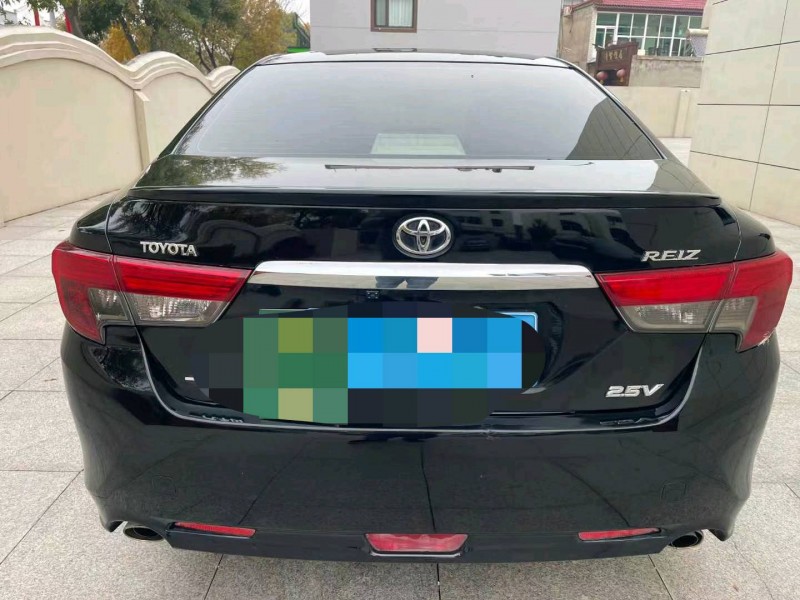 保定14年丰田锐志5