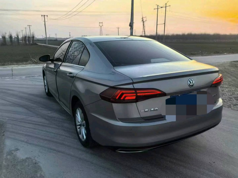 保定19年大众宝来5