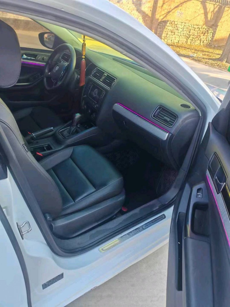 保定19年大众速腾5