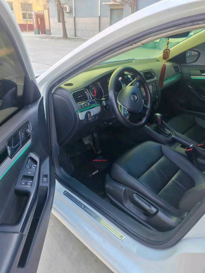 保定19年大众速腾6