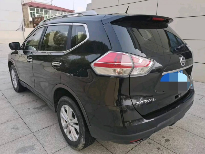 保定16年日产奇骏5