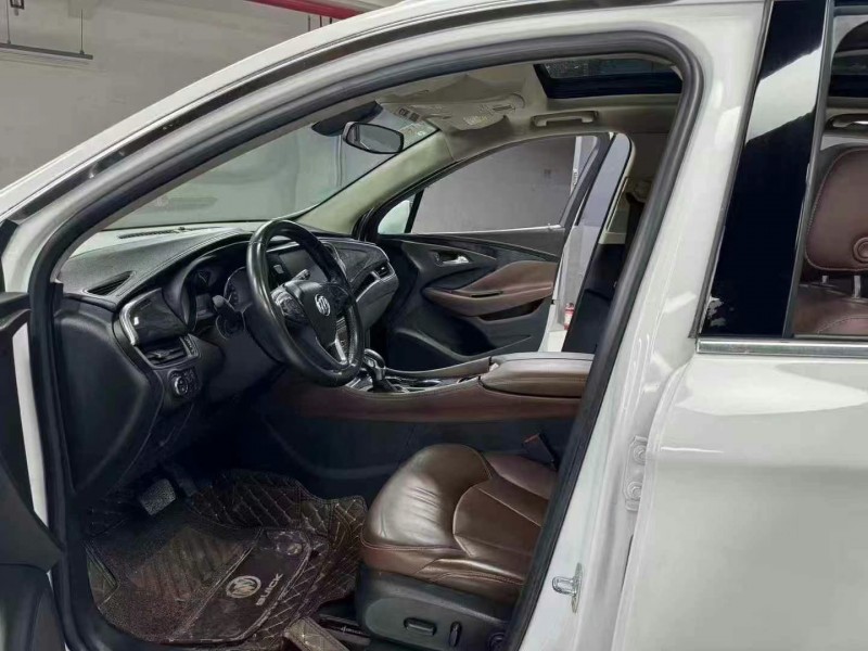 成都15年别克昂科威3