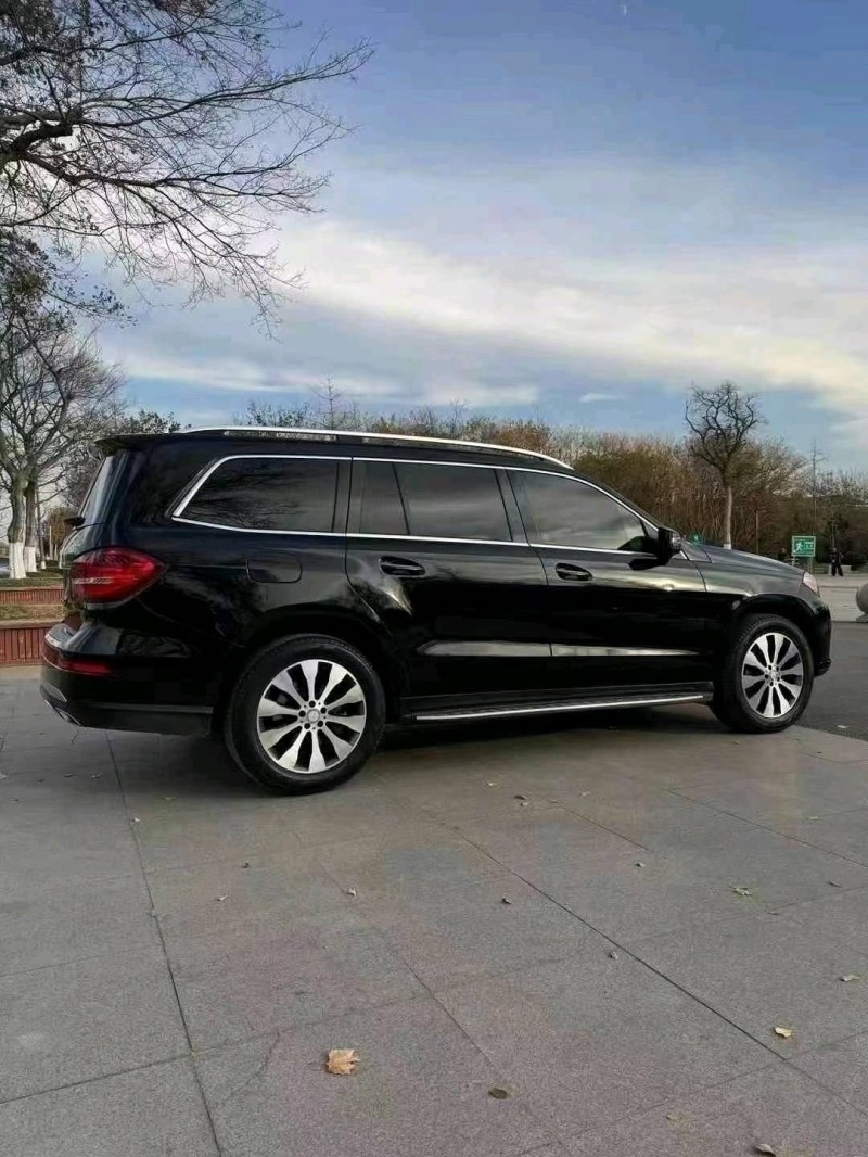 菏泽17年奔驰GLS8