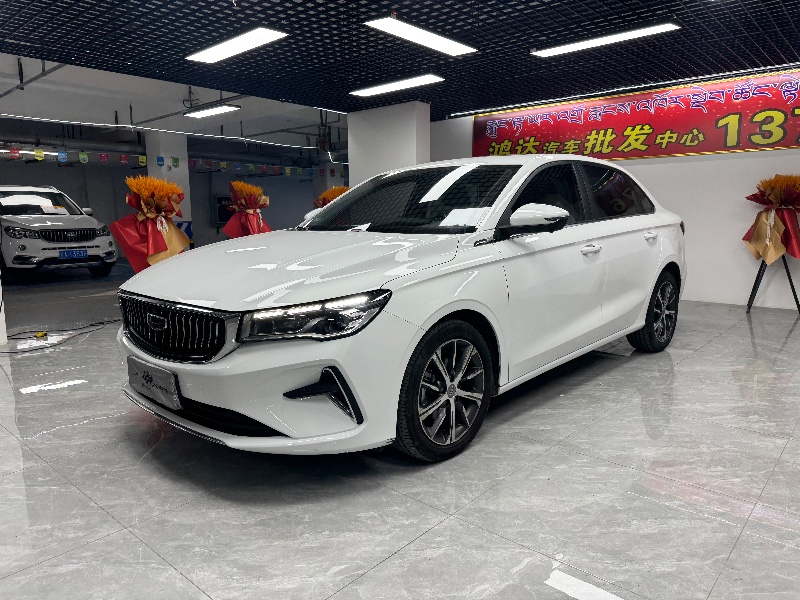 成都22年吉利帝豪3
