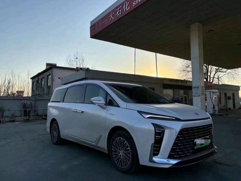 济宁24年别克GL83