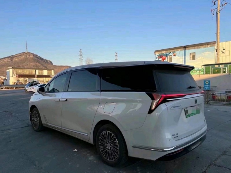 济宁24年别克GL86