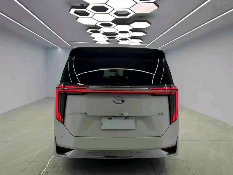 保定24年传祺M84