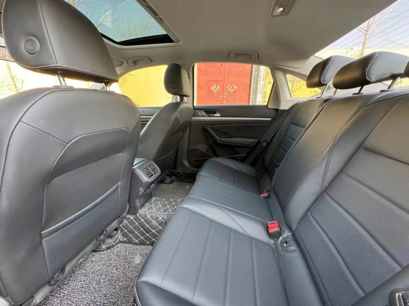 保定21年大众朗逸5