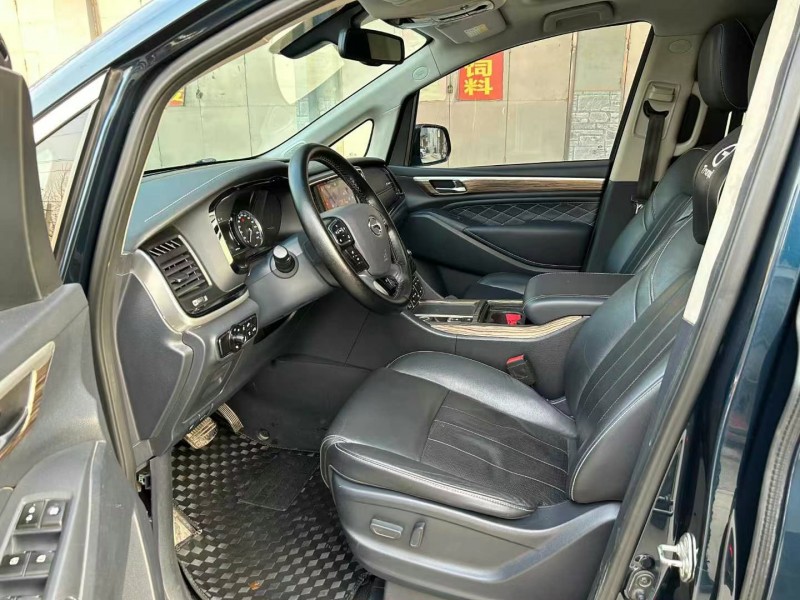 保定20年传祺M86