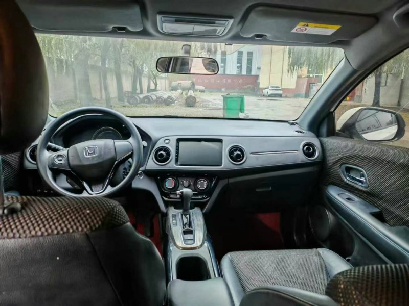 保定19年本田XRV6