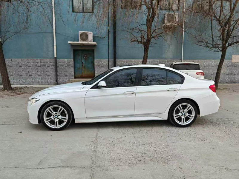 保定19年宝马3系3